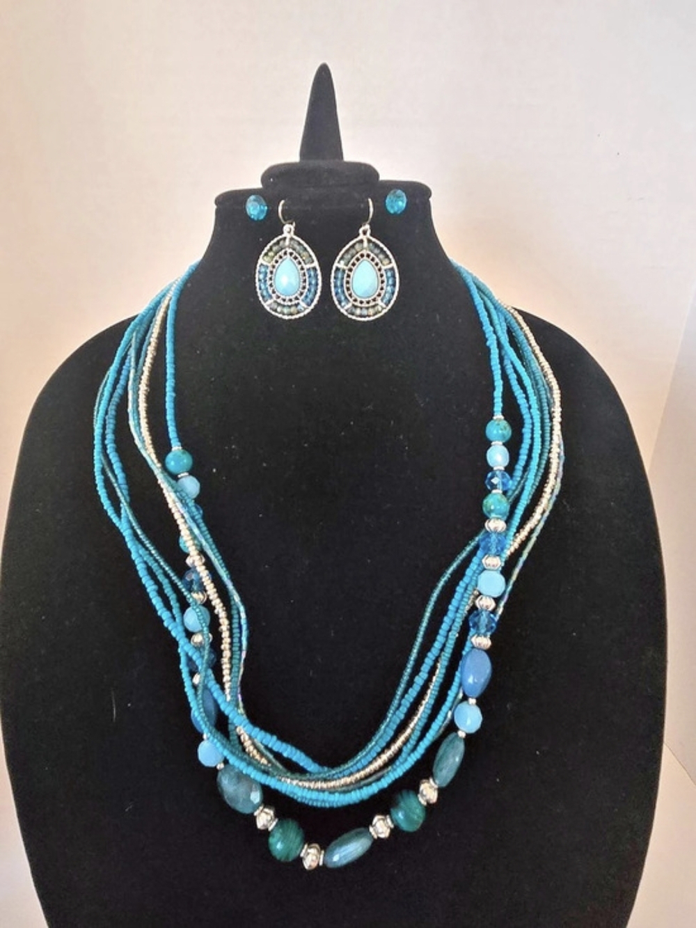 Turquoise Blue Multi-Strand Jewelry Set